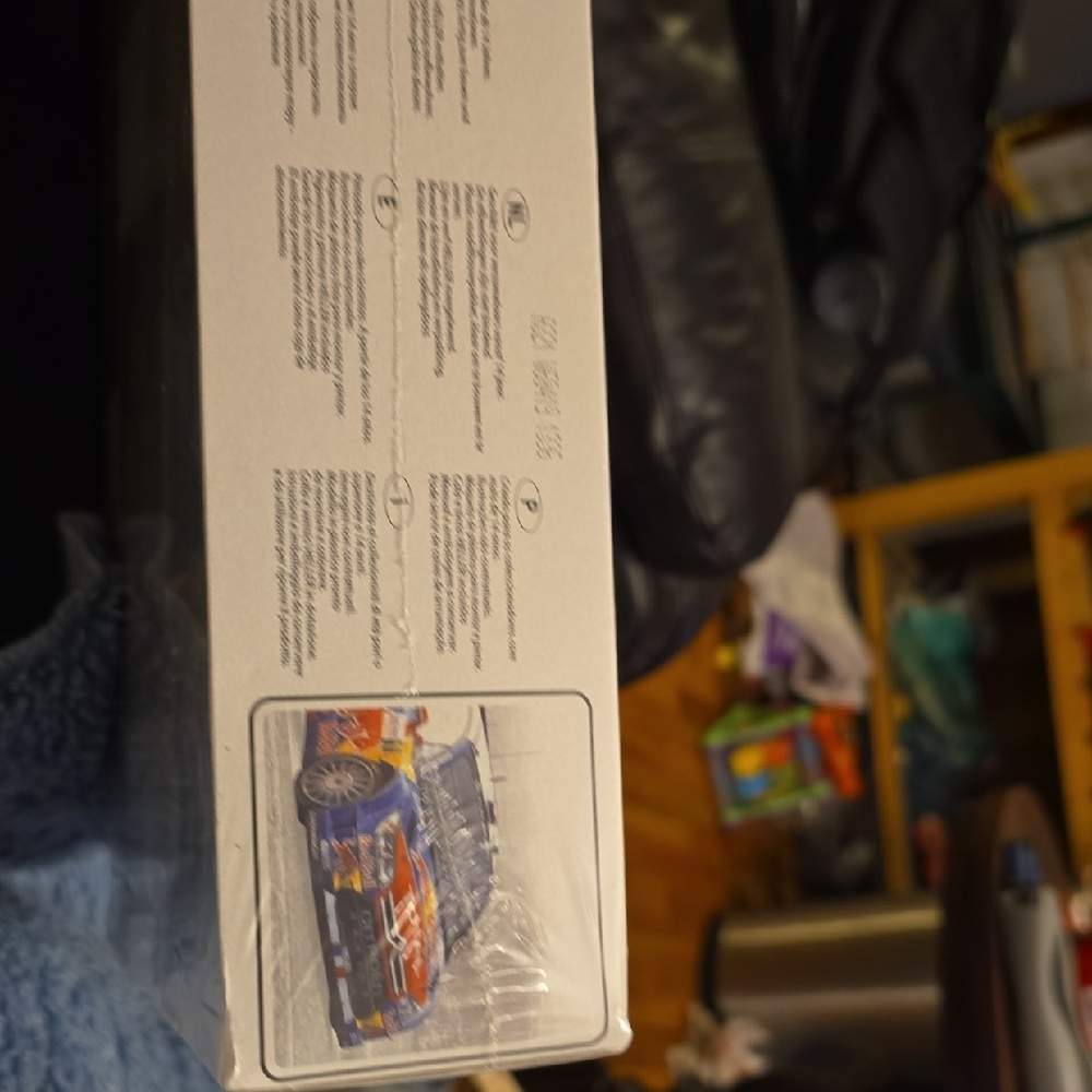 Red and Blue Racing Car Toy - Picture 8 of 16